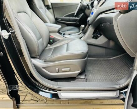 Черный Хендай Санта Фе, объемом двигателя 2.2 л и пробегом 137 тыс. км за 17800 $, фото 73 на Automoto.ua