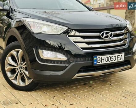 Черный Хендай Санта Фе, объемом двигателя 2.2 л и пробегом 137 тыс. км за 17800 $, фото 2 на Automoto.ua