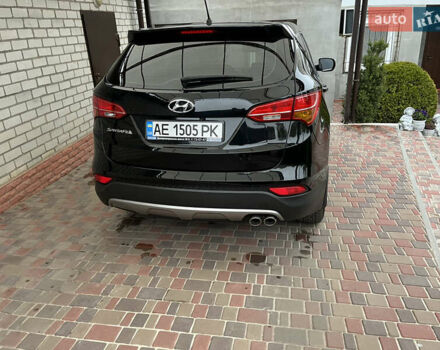 Черный Хендай Санта Фе, объемом двигателя 2.36 л и пробегом 166 тыс. км за 15000 $, фото 4 на Automoto.ua