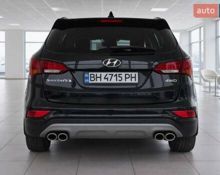 Черный Хендай Санта Фе, объемом двигателя 2.36 л и пробегом 181 тыс. км за 13300 $, фото 2 на Automoto.ua