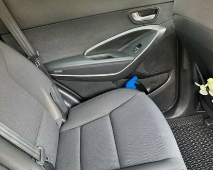 Чорний Хендай Санта Фе, об'ємом двигуна 2.2 л та пробігом 185 тис. км за 17500 $, фото 28 на Automoto.ua