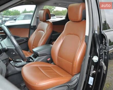 Черный Хендай Санта Фе, объемом двигателя 2.36 л и пробегом 181 тыс. км за 13300 $, фото 4 на Automoto.ua