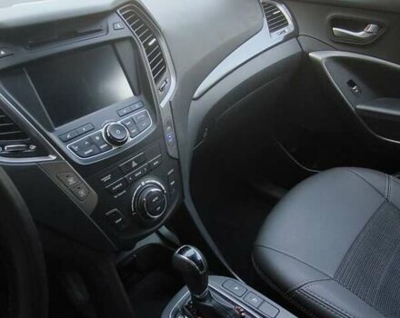 Черный Хендай Санта Фе, объемом двигателя 2.2 л и пробегом 162 тыс. км за 19490 $, фото 12 на Automoto.ua