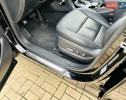 Черный Хендай Санта Фе, объемом двигателя 2.2 л и пробегом 137 тыс. км за 17800 $, фото 90 на Automoto.ua