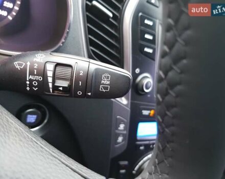 Черный Хендай Санта Фе, объемом двигателя 2.2 л и пробегом 159 тыс. км за 15900 $, фото 15 на Automoto.ua