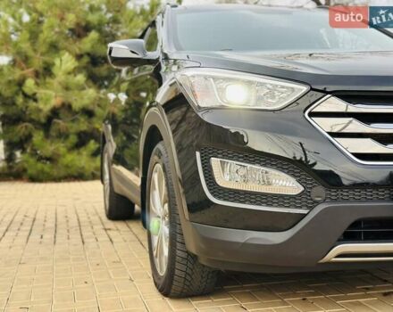 Черный Хендай Санта Фе, объемом двигателя 2.2 л и пробегом 137 тыс. км за 17800 $, фото 108 на Automoto.ua