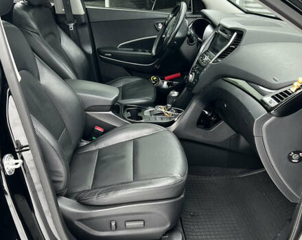 Черный Хендай Санта Фе, объемом двигателя 2.2 л и пробегом 154 тыс. км за 18600 $, фото 5 на Automoto.ua