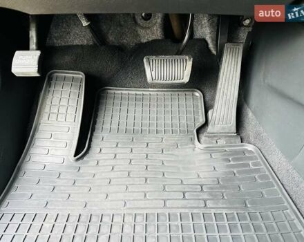 Черный Хендай Санта Фе, объемом двигателя 2.2 л и пробегом 137 тыс. км за 17800 $, фото 56 на Automoto.ua