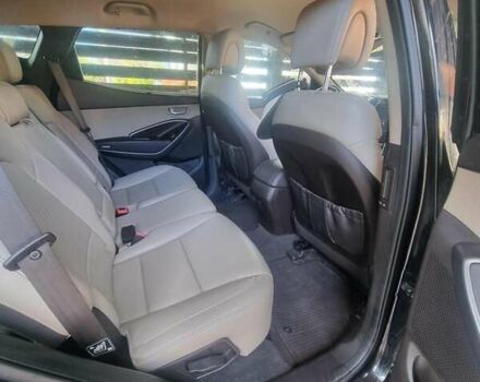 Черный Хендай Санта Фе, объемом двигателя 2 л и пробегом 141 тыс. км за 12800 $, фото 9 на Automoto.ua