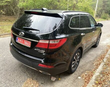 Черный Хендай Санта Фе, объемом двигателя 2.2 л и пробегом 217 тыс. км за 15900 $, фото 4 на Automoto.ua