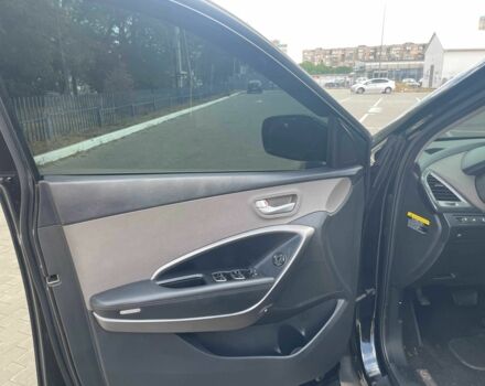 Чорний Хендай Санта Фе, об'ємом двигуна 2.4 л та пробігом 240 тис. км за 14300 $, фото 2 на Automoto.ua