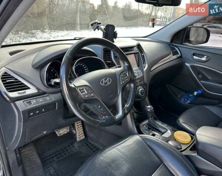 Черный Хендай Санта Фе, объемом двигателя 2.2 л и пробегом 182 тыс. км за 19000 $, фото 22 на Automoto.ua