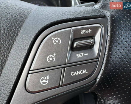 Черный Хендай Санта Фе, объемом двигателя 2.2 л и пробегом 214 тыс. км за 17800 $, фото 55 на Automoto.ua