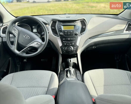 Чорний Хендай Санта Фе, об'ємом двигуна 2.36 л та пробігом 134 тис. км за 13599 $, фото 6 на Automoto.ua