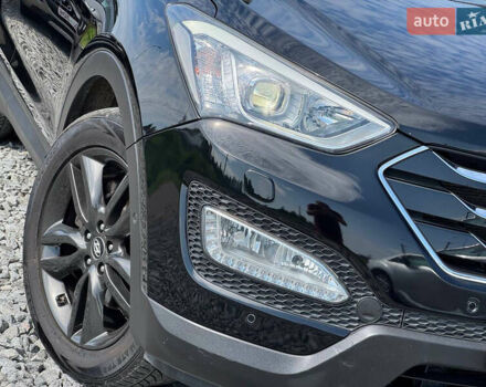 Черный Хендай Санта Фе, объемом двигателя 2.2 л и пробегом 214 тыс. км за 17800 $, фото 8 на Automoto.ua