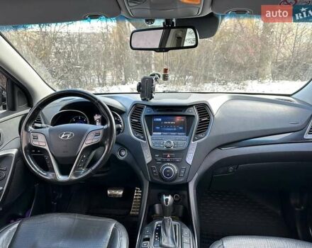 Черный Хендай Санта Фе, объемом двигателя 2.2 л и пробегом 182 тыс. км за 19000 $, фото 21 на Automoto.ua