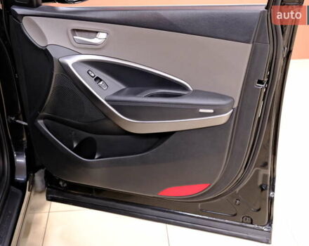 Черный Хендай Санта Фе, объемом двигателя 3.34 л и пробегом 164 тыс. км за 12900 $, фото 39 на Automoto.ua