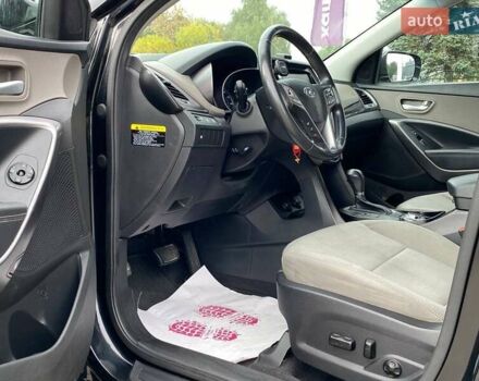 Черный Хендай Санта Фе, объемом двигателя 2.36 л и пробегом 150 тыс. км за 12700 $, фото 8 на Automoto.ua