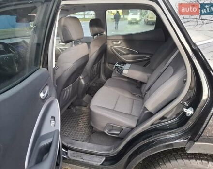 Черный Хендай Санта Фе, объемом двигателя 2.2 л и пробегом 215 тыс. км за 15500 $, фото 10 на Automoto.ua