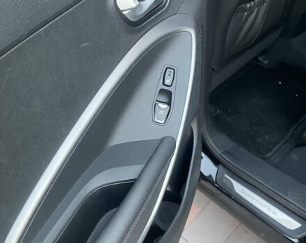 Черный Хендай Санта Фе, объемом двигателя 2.2 л и пробегом 255 тыс. км за 17500 $, фото 14 на Automoto.ua