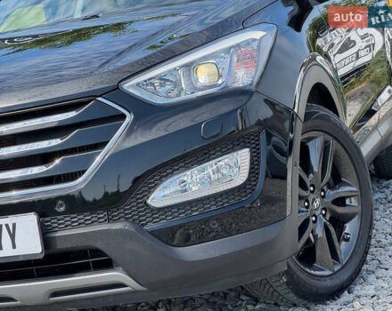 Черный Хендай Санта Фе, объемом двигателя 2.2 л и пробегом 214 тыс. км за 17800 $, фото 12 на Automoto.ua