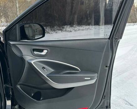 Черный Хендай Санта Фе, объемом двигателя 2.2 л и пробегом 182 тыс. км за 19000 $, фото 28 на Automoto.ua