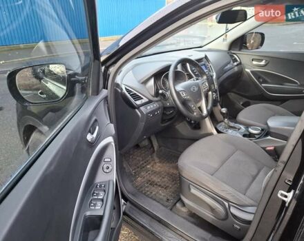 Черный Хендай Санта Фе, объемом двигателя 2.2 л и пробегом 215 тыс. км за 15500 $, фото 8 на Automoto.ua