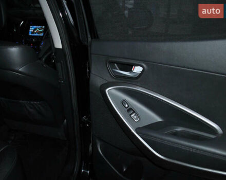 Чорний Хендай Санта Фе, об'ємом двигуна 2.2 л та пробігом 168 тис. км за 18600 $, фото 28 на Automoto.ua