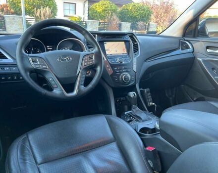 Черный Хендай Санта Фе, объемом двигателя 0 л и пробегом 140 тыс. км за 7100 $, фото 5 на Automoto.ua