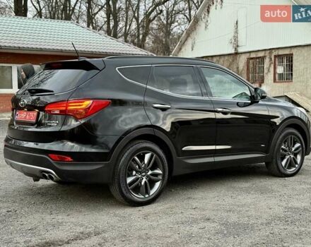 Черный Хендай Санта Фе, объемом двигателя 2.2 л и пробегом 129 тыс. км за 21877 $, фото 2 на Automoto.ua