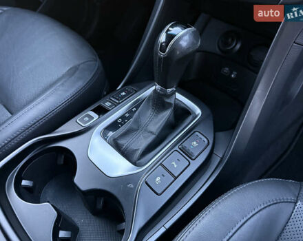 Черный Хендай Санта Фе, объемом двигателя 2.2 л и пробегом 179 тыс. км за 23300 $, фото 46 на Automoto.ua