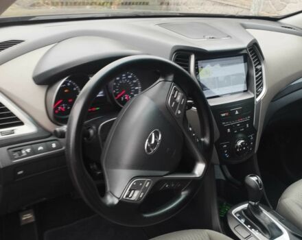 Чорний Хендай Санта Фе, об'ємом двигуна 2.4 л та пробігом 183 тис. км за 13500 $, фото 1 на Automoto.ua