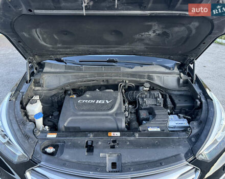 Черный Хендай Санта Фе, объемом двигателя 2.2 л и пробегом 179 тыс. км за 23300 $, фото 64 на Automoto.ua