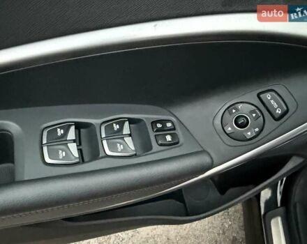 Черный Хендай Санта Фе, объемом двигателя 2.2 л и пробегом 129 тыс. км за 21877 $, фото 18 на Automoto.ua