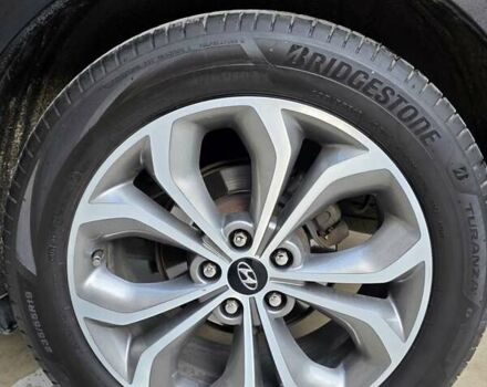 Черный Хендай Санта Фе, объемом двигателя 2.2 л и пробегом 153 тыс. км за 18000 $, фото 13 на Automoto.ua