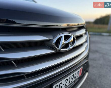 Черный Хендай Санта Фе, объемом двигателя 2.2 л и пробегом 179 тыс. км за 23300 $, фото 21 на Automoto.ua