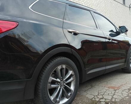 Черный Хендай Санта Фе, объемом двигателя 2.2 л и пробегом 131 тыс. км за 19200 $, фото 3 на Automoto.ua