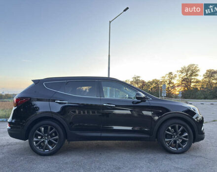 Черный Хендай Санта Фе, объемом двигателя 2.2 л и пробегом 179 тыс. км за 23300 $, фото 16 на Automoto.ua