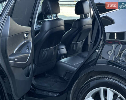 Черный Хендай Санта Фе, объемом двигателя 2 л и пробегом 121 тыс. км за 17500 $, фото 28 на Automoto.ua