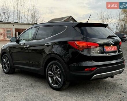 Черный Хендай Санта Фе, объемом двигателя 2.2 л и пробегом 129 тыс. км за 21877 $, фото 5 на Automoto.ua
