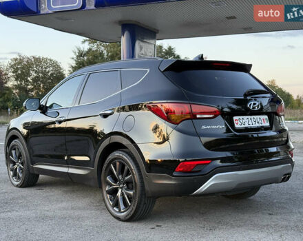 Черный Хендай Санта Фе, объемом двигателя 2.2 л и пробегом 179 тыс. км за 23300 $, фото 13 на Automoto.ua