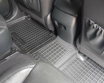 Черный Хендай Санта Фе, объемом двигателя 2.2 л и пробегом 131 тыс. км за 19200 $, фото 13 на Automoto.ua