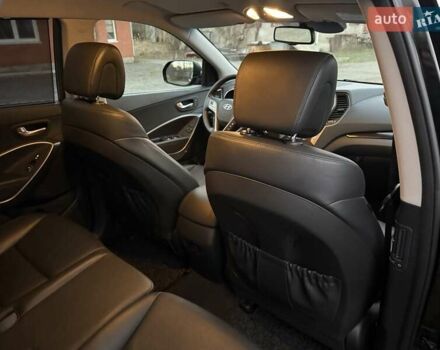 Черный Хендай Санта Фе, объемом двигателя 2.2 л и пробегом 129 тыс. км за 21877 $, фото 43 на Automoto.ua