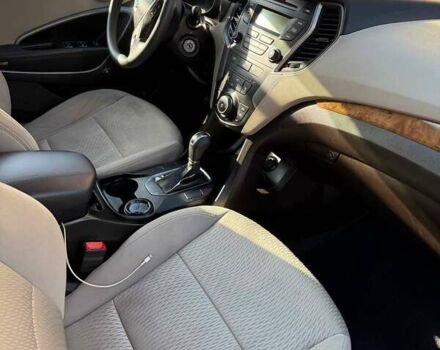 Чорний Хендай Санта Фе, об'ємом двигуна 2.4 л та пробігом 131 тис. км за 15500 $, фото 10 на Automoto.ua