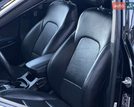 Черный Хендай Санта Фе, объемом двигателя 2 л и пробегом 121 тыс. км за 17500 $, фото 30 на Automoto.ua