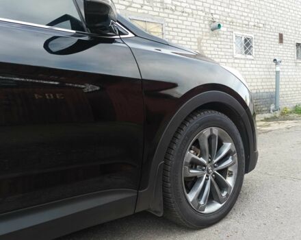 Черный Хендай Санта Фе, объемом двигателя 2.2 л и пробегом 131 тыс. км за 19200 $, фото 2 на Automoto.ua