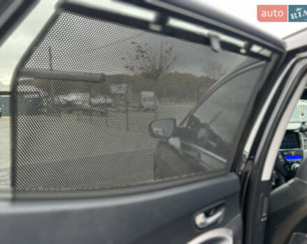 Черный Хендай Санта Фе, объемом двигателя 2 л и пробегом 176 тыс. км за 13600 $, фото 19 на Automoto.ua