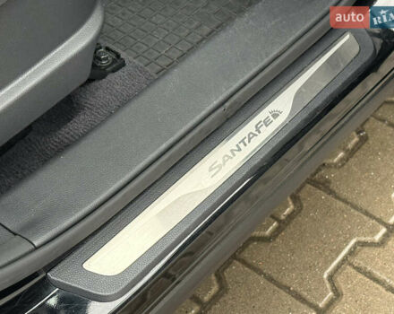 Чорний Хендай Санта Фе, об'ємом двигуна 2.2 л та пробігом 190 тис. км за 20999 $, фото 49 на Automoto.ua