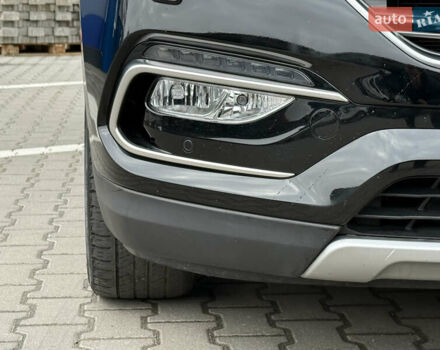 Черный Хендай Санта Фе, объемом двигателя 2.2 л и пробегом 190 тыс. км за 21650 $, фото 19 на Automoto.ua