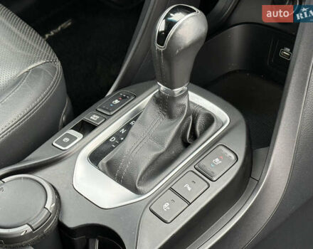 Черный Хендай Санта Фе, объемом двигателя 2.2 л и пробегом 190 тыс. км за 21650 $, фото 59 на Automoto.ua